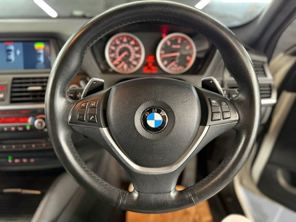 BMW X6 Suv White #5