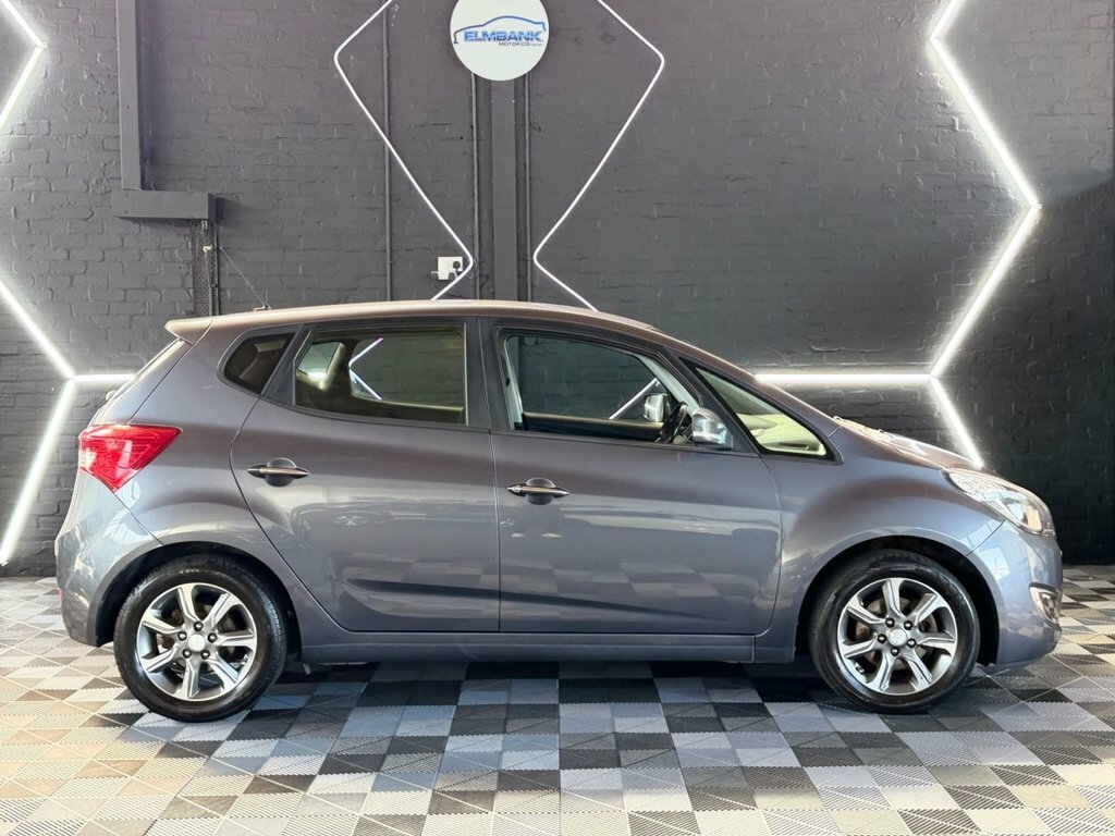 Hyundai Ix20 1.6L Premium White #23
