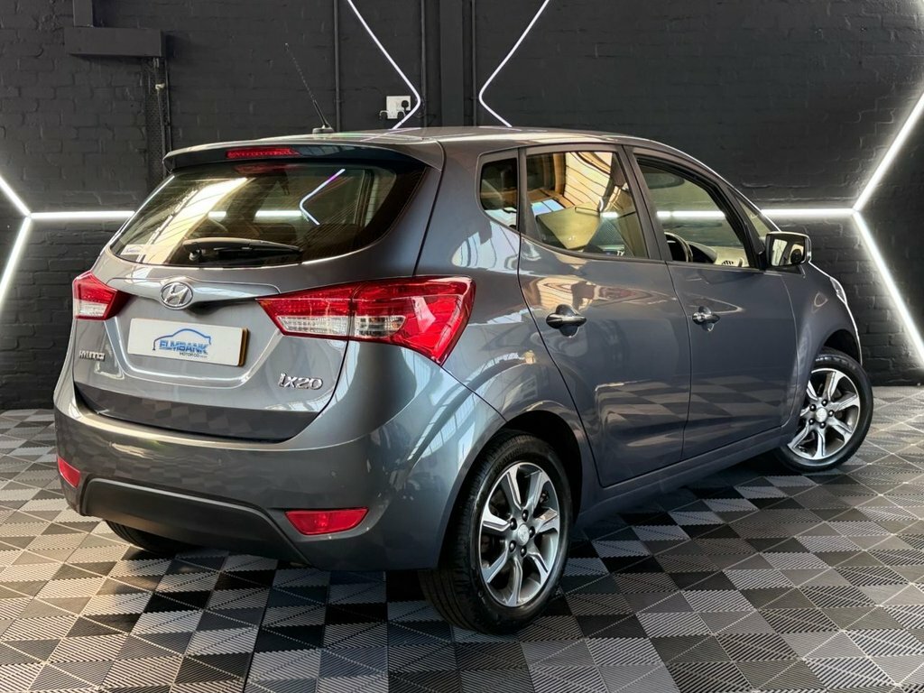 Hyundai Ix20 1.6L Premium White #19