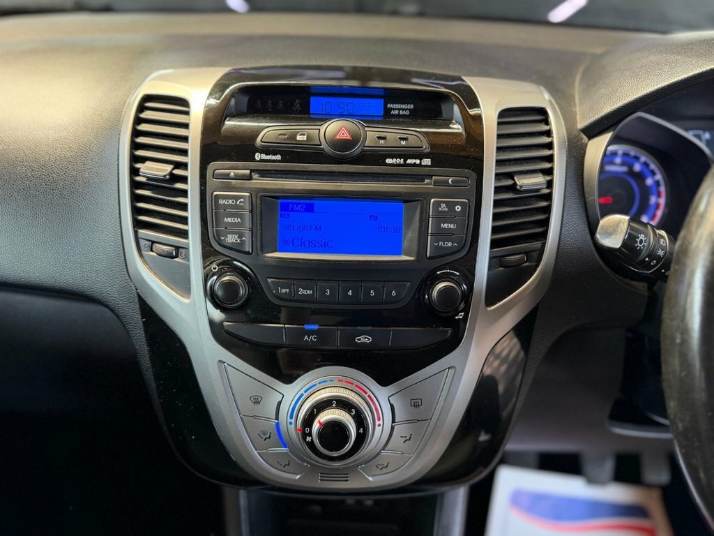 Hyundai Ix20 1.6L Premium White #15