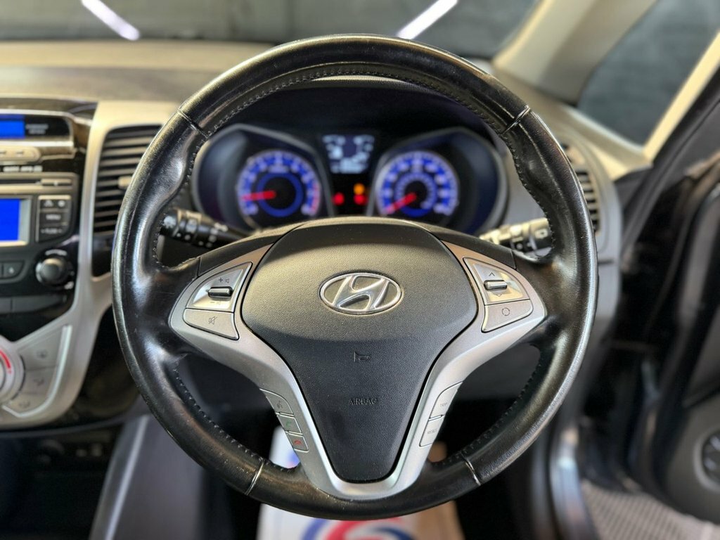 Hyundai Ix20 1.6L Premium White #14