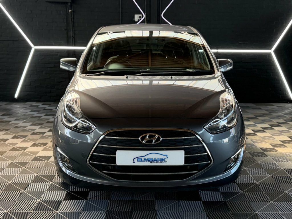 Hyundai Ix20 1.6L Premium White #27