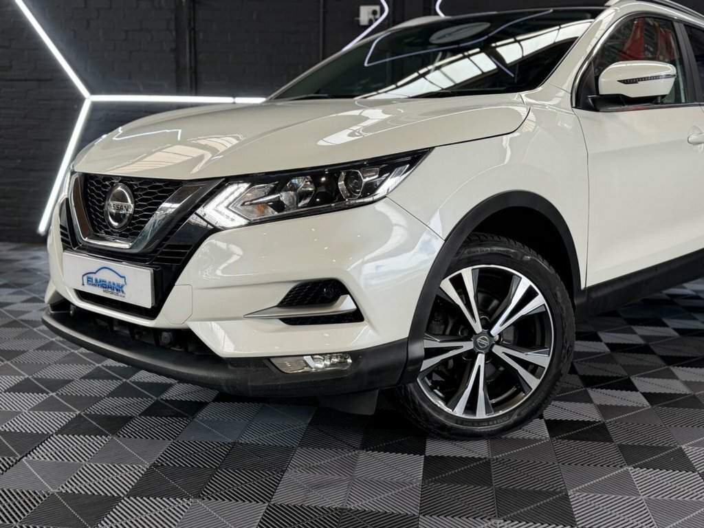 Nissan Qashqai 1.5L N-connecta MK68YBO White #2
