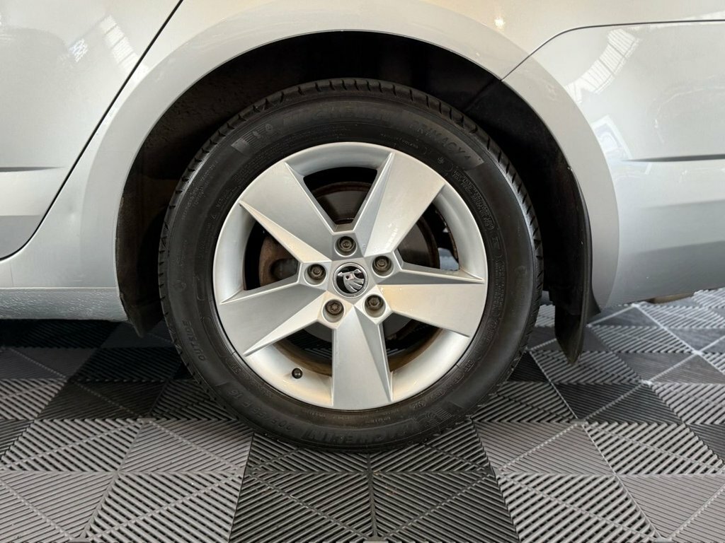 Skoda Octavia 2.0 Tdi Elegance Euro 5 Ss Blue #11