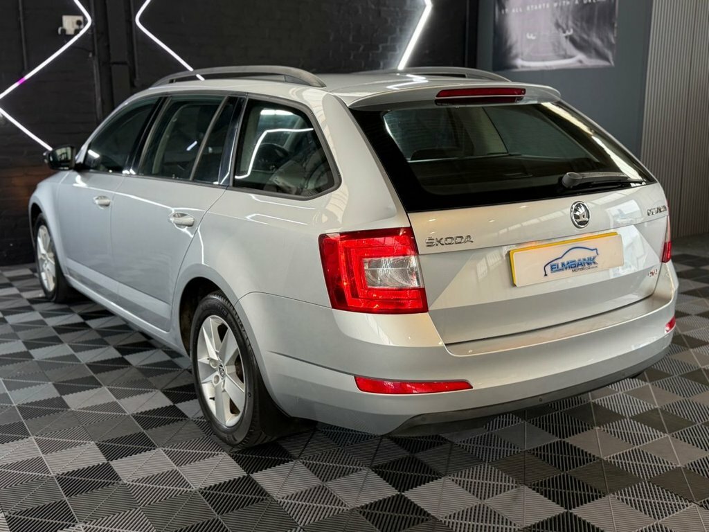 Skoda Octavia 2.0 Tdi Elegance Euro 5 Ss Blue #18