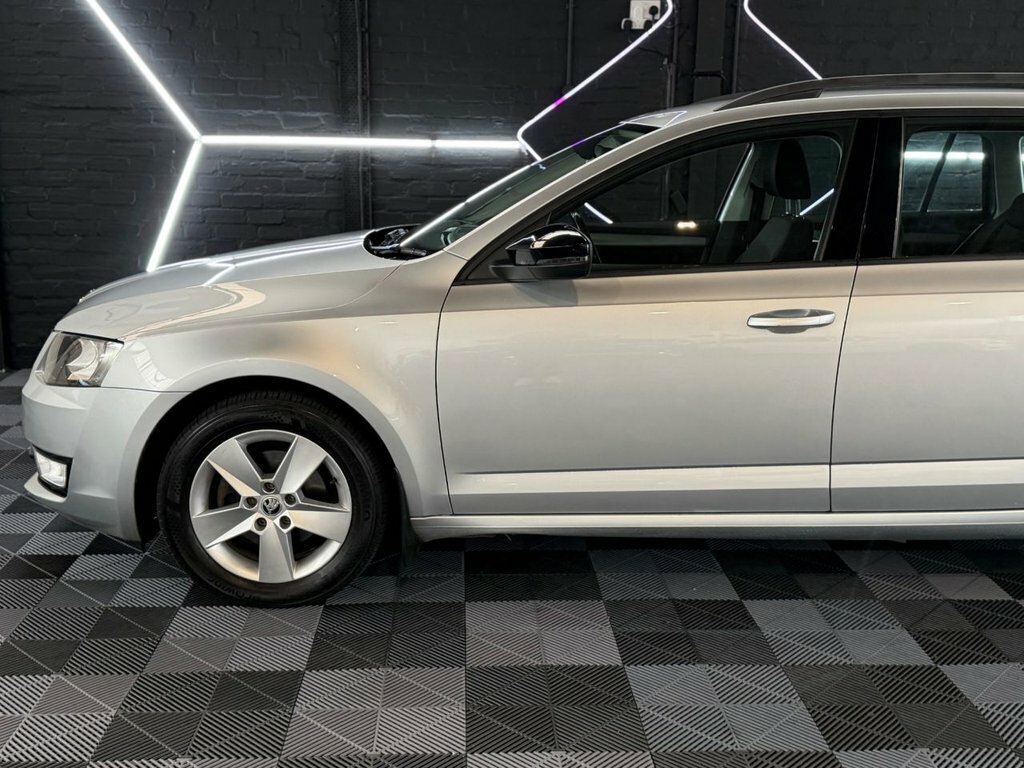 Skoda Octavia 1.6L Se Silver #2