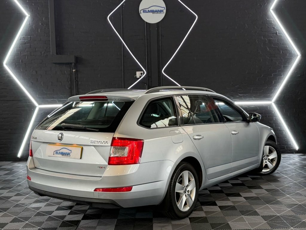 Skoda Octavia 2.0 Tdi Elegance Euro 5 Ss Blue #19