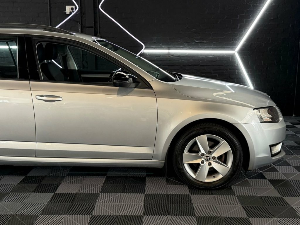 Skoda Octavia 2.0 Tdi Elegance Euro 5 Ss Blue #26