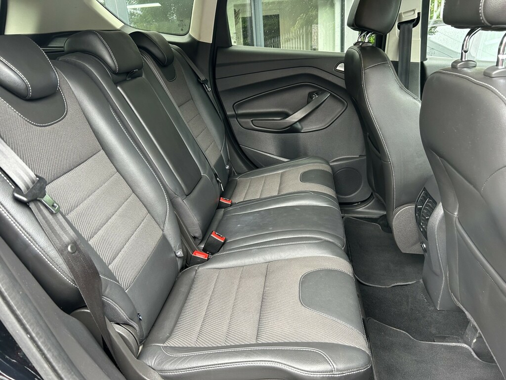 Ford Kuga 2.0 Tdci Titanium FP65OCB Black #3