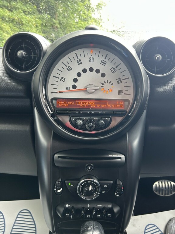 Mini Countryman Suv 2.0 Cooper Sd Countryman 2013 GJ63DHX Silver #5