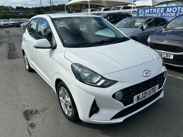 Hyundai I10 1.2 Se Connect Hatchback Euro NJ21UTE White #4