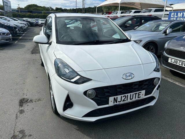 Hyundai I10 1.2 Se Connect Hatchback Euro NJ21UTE White #6