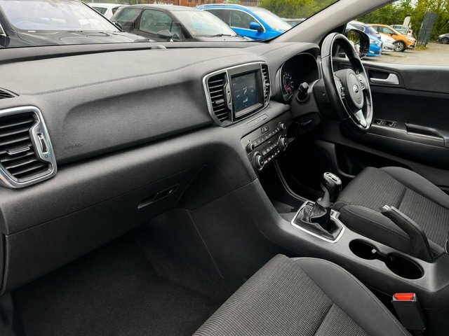 Kia Sportage Sportage 2 1.7 Turbo Crdi Suv Manu FY66OZE Black #2