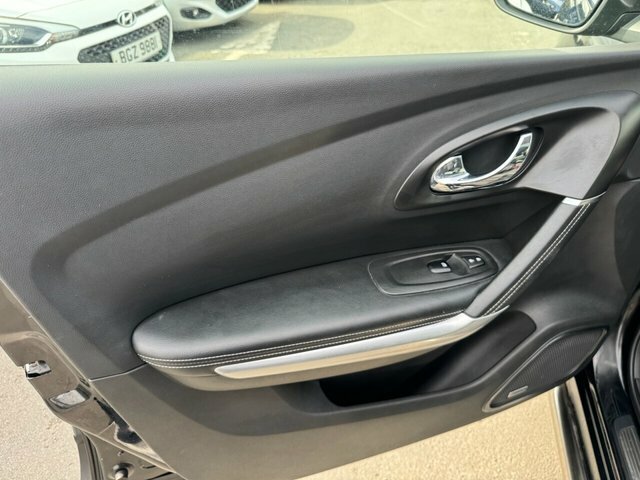 Renault Kadjar Signature S Nav Tce Red #80