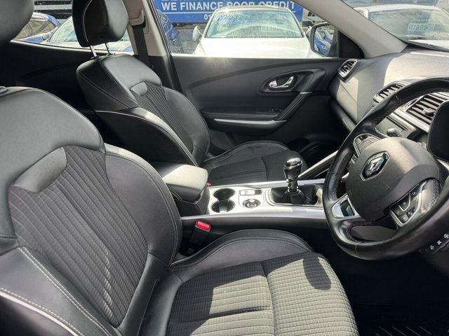 Renault Kadjar Signature S Nav Tce Red #93