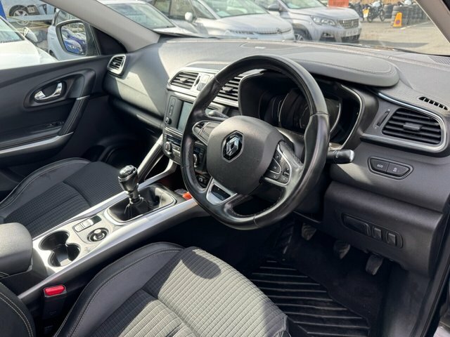 Renault Kadjar Signature S Nav Tce Red #92