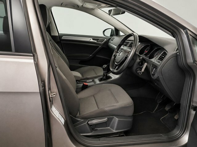Volkswagen Golf 1.6 Turbo Tdi Bluemotion Tech Match Editi Grey #2