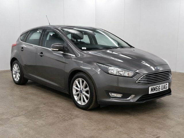 Ford Focus 1.0 Ecoboost 125 Titanium White #1