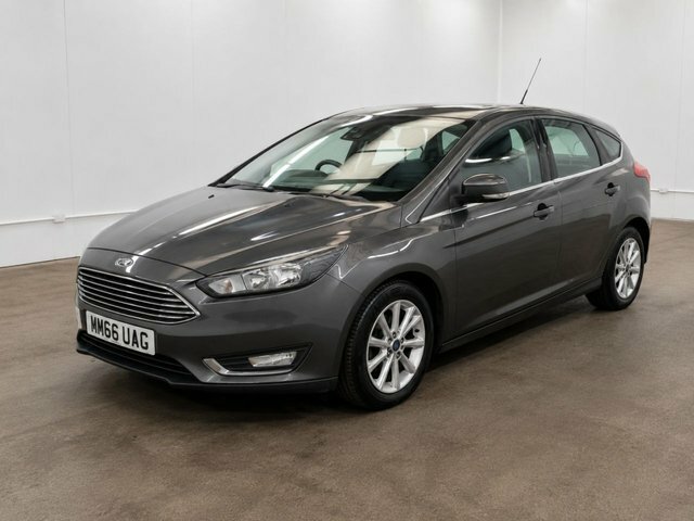 Ford Focus 1.0 Ecoboost 125 Titanium White #4