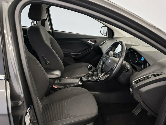 Ford Focus 1.0 Ecoboost 125 Titanium White #2