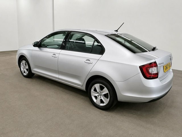 Skoda Rapid 1.0 Tsi Se Edition Hatchback Manua Silver #5