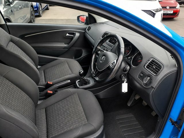 Volkswagen Polo 1.2 Tsi Bluemotion Tech Se Edition Blue #2
