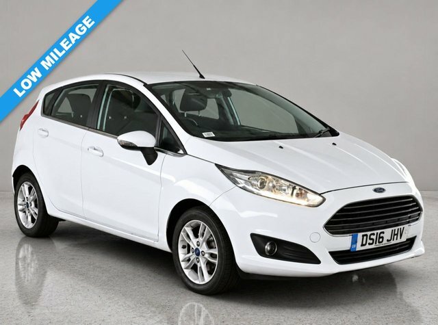 Ford Fiesta 1.2 Zetec Edition Hatchback E White