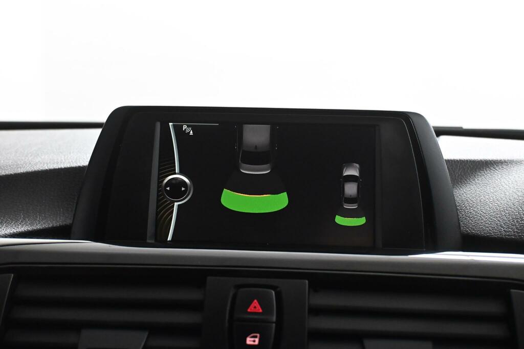 BMW 3 Series 318D Sport Plus Edition Black #15