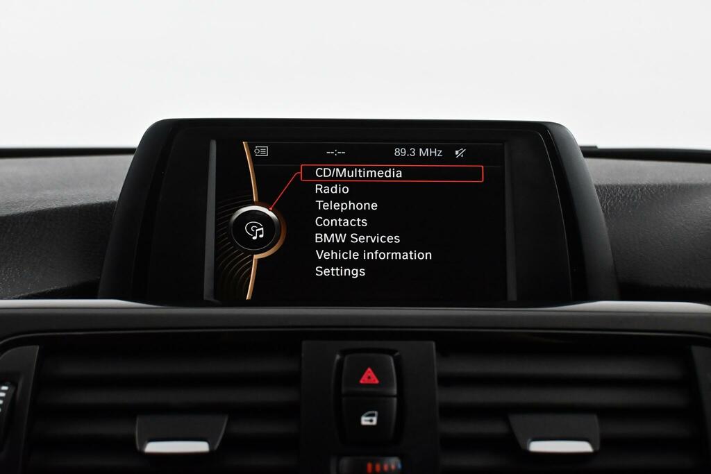 BMW 3 Series 318D Sport Plus Edition Black #17