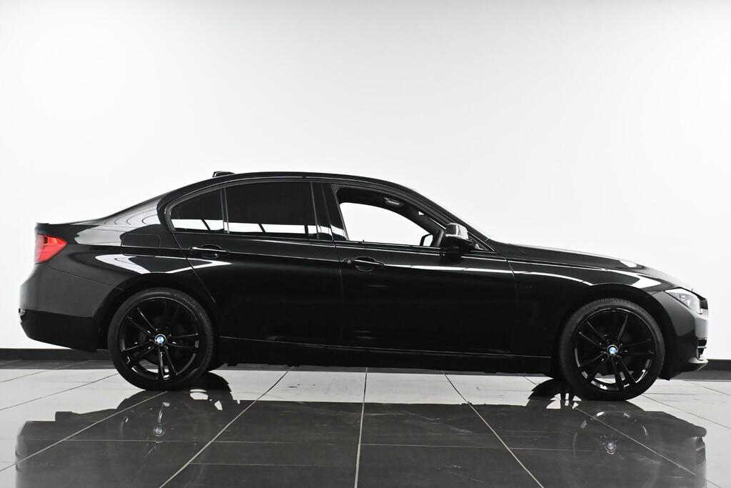 BMW 3 Series Sport Black #5