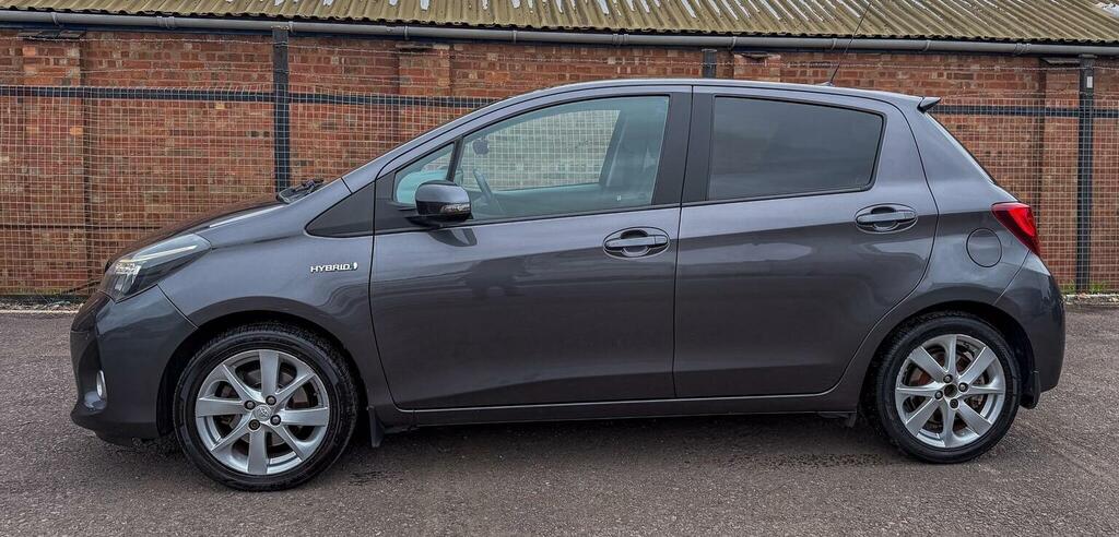 Toyota Yaris 1.5 Vvt-h Icon E-cvt Euro 6 201616 GF16XKW Grey #6