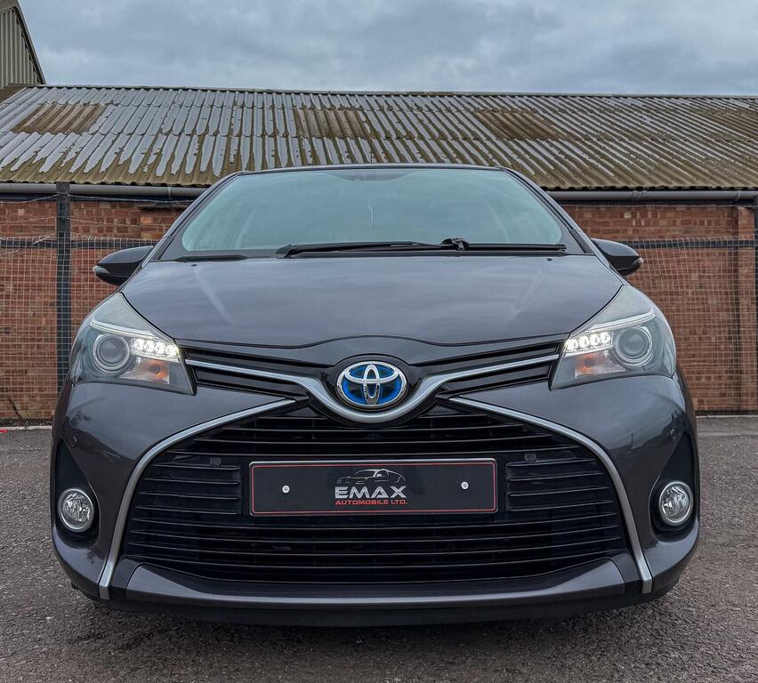 Toyota Yaris 1.5 Vvt-h Icon E-cvt Euro 6 201616 GF16XKW Grey #2