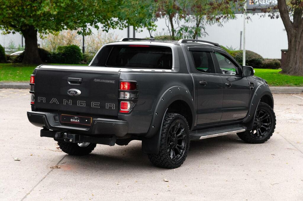 Ford Ranger Wildtrak White #9
