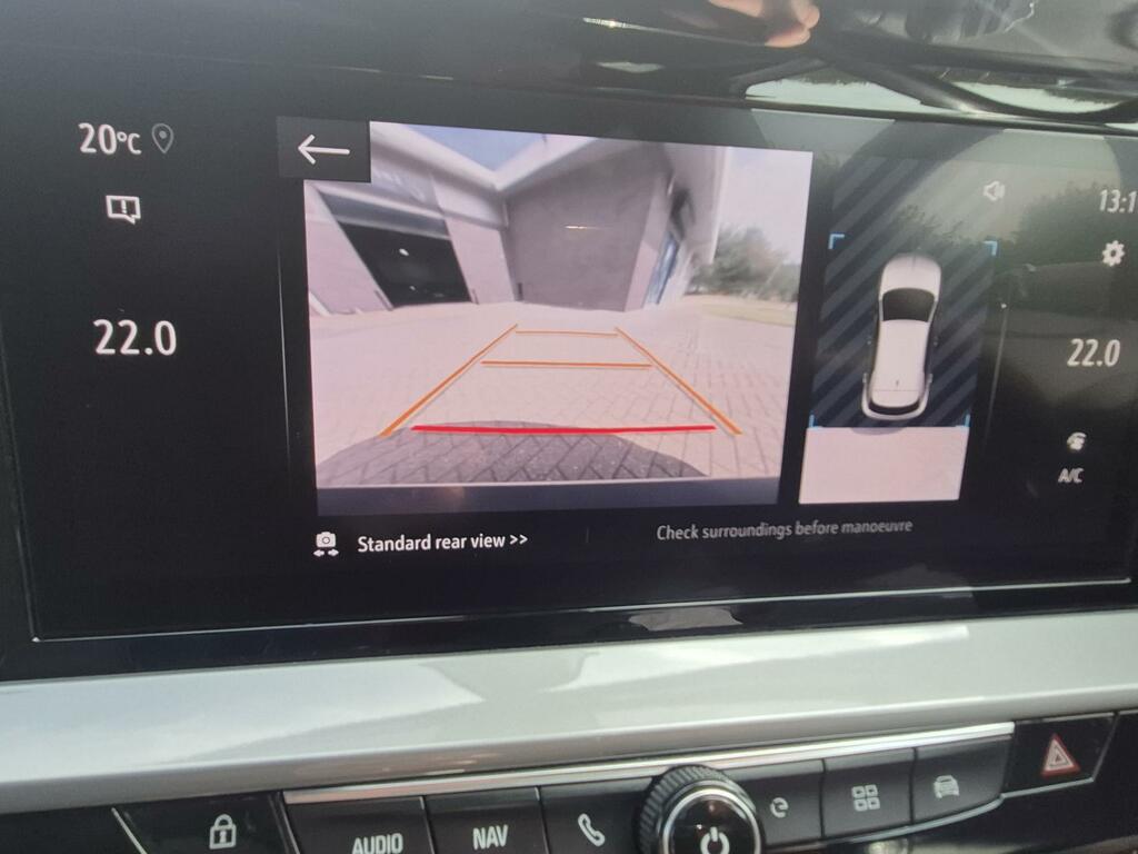 Vauxhall Mokka-e Ultimate Grey #25