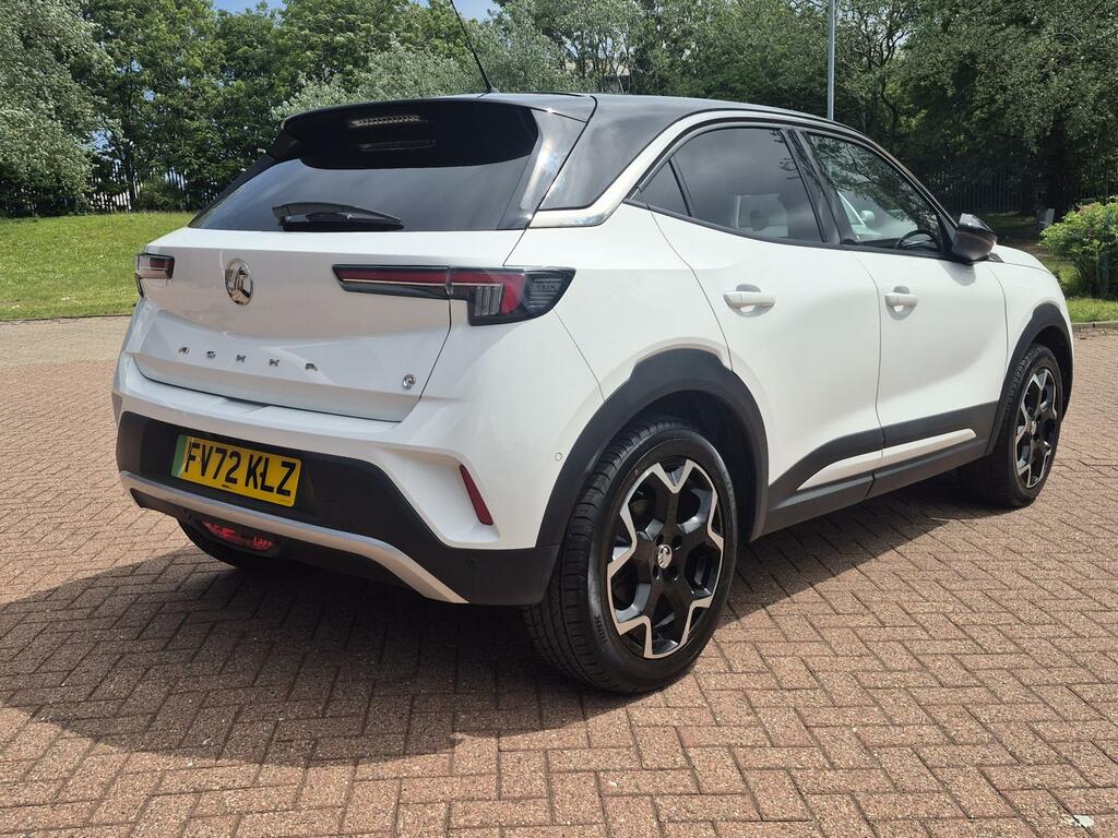 Vauxhall Mokka-e Ultimate White #4