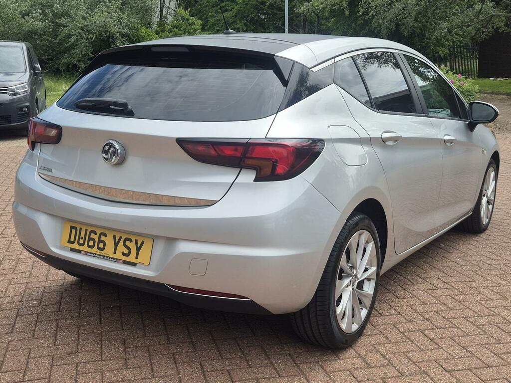 Vauxhall Astra Design Silver #6