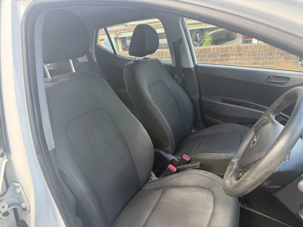 Hyundai I10 Hatchback 1.0 Se 201867 Blue #15