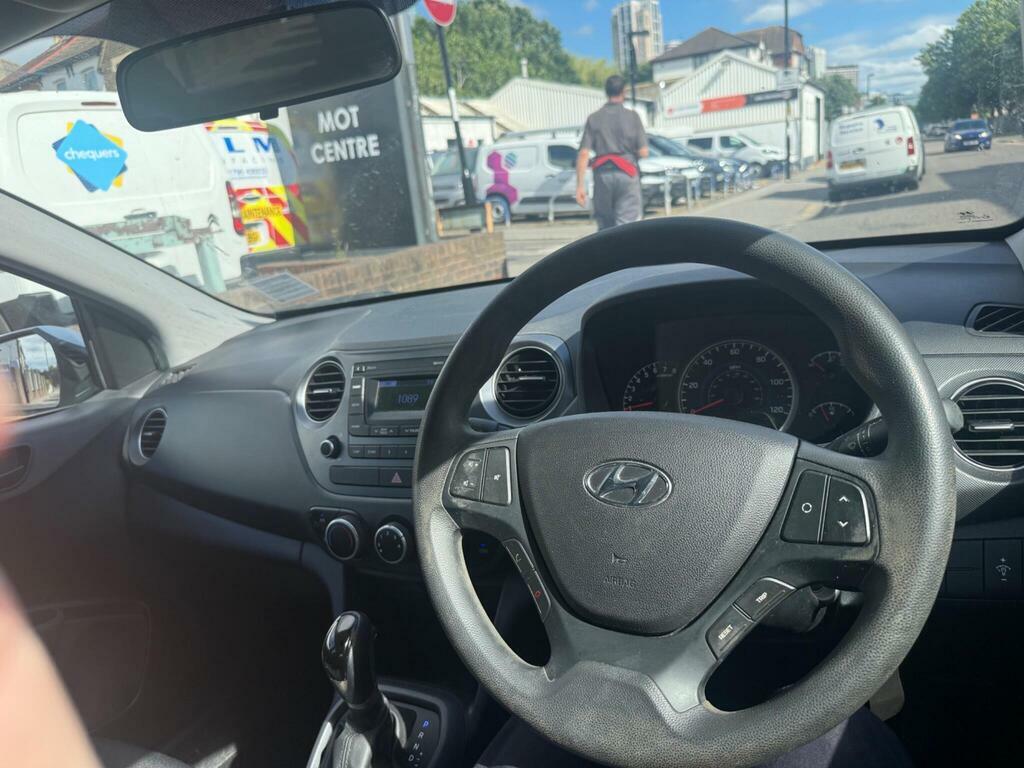 Hyundai I10 Hatchback 1.0 Se 201867 Blue #11