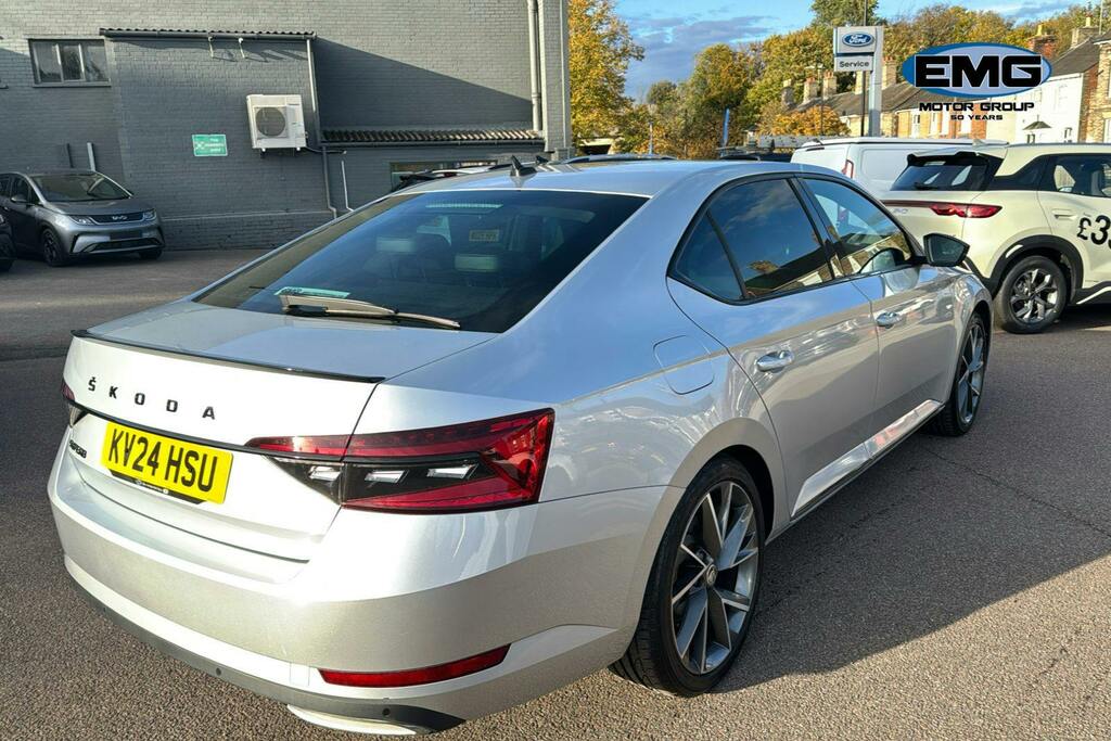 Skoda Superb 1.5 Tsi Act Sportline Plus Hatchback Ds Silver #6