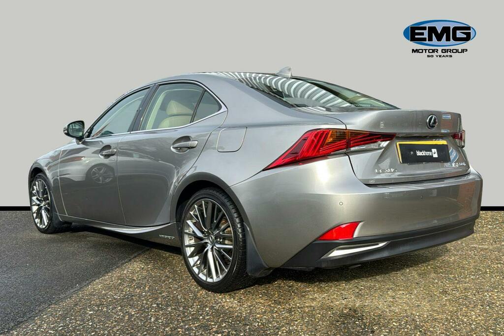 Lexus IS 2.5 300H Saloon Hybrid E Cvt Ss Silver #4