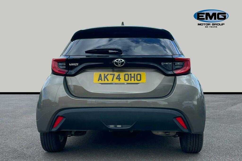 Toyota Yaris 1.5 Vvt H Design Hatchback Hybrid E Cvt Brown #5