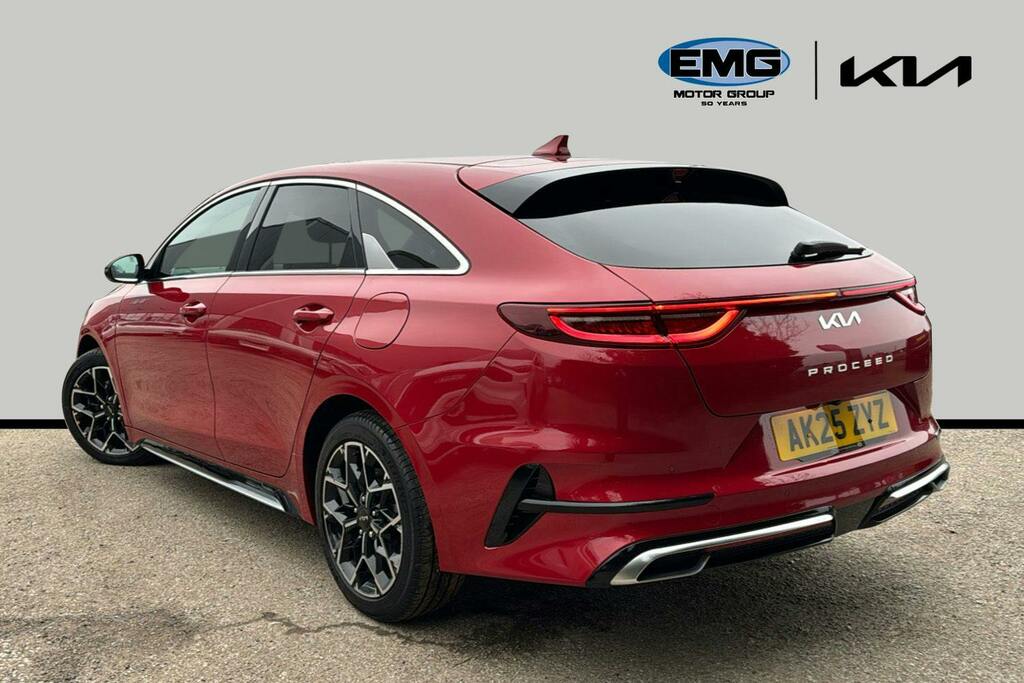 Kia Proceed 1.5 T Gdi Gt Line Shooting Brake Red #4