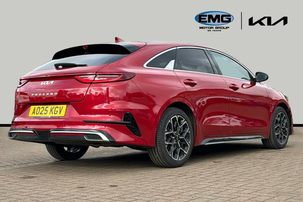Kia Proceed 1.5 T Gdi Gt Line Shooting Brake Red #6