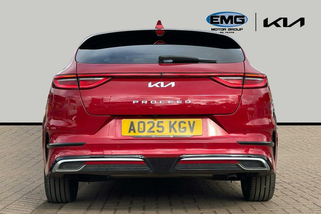Kia Proceed 1.5 T Gdi Gt Line Shooting Brake Red #5