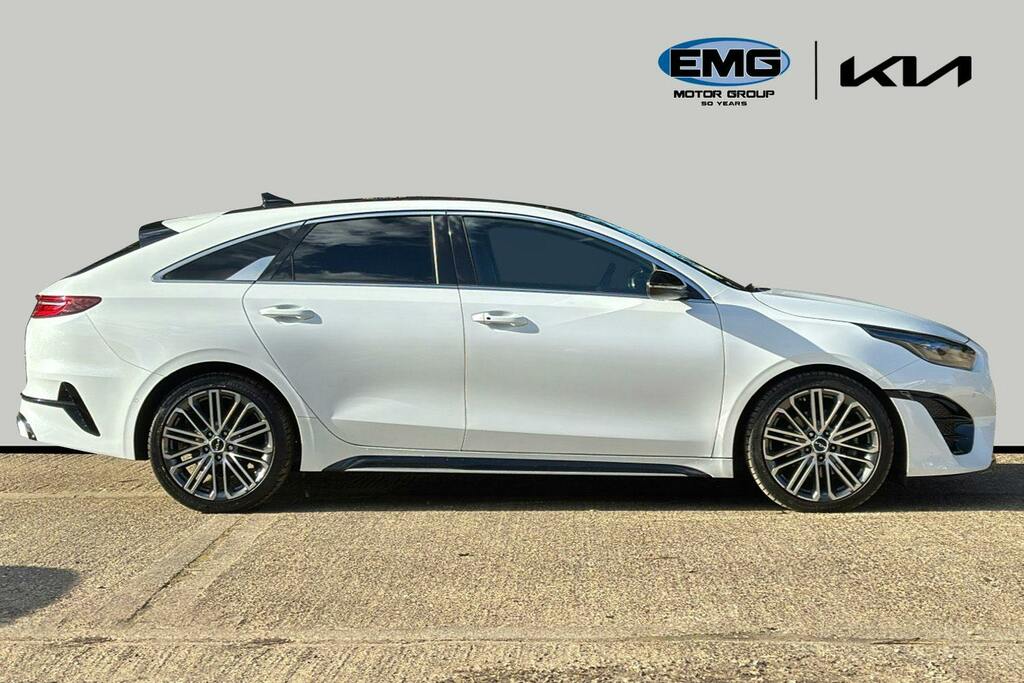 Kia Proceed 1.5 T Gdi Gt Line S Shooting Brake Dct White #3