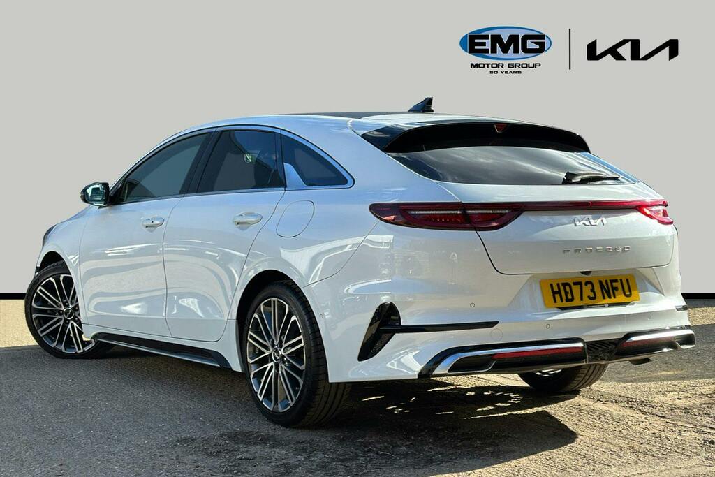 Kia Proceed 1.5 T Gdi Gt Line S Shooting Brake Dct White #4