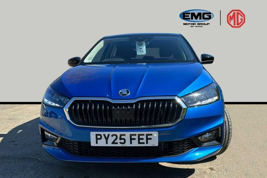 Skoda Fabia 1.5 Tsi Design Edition Hatchback Dsg PY25FEF Blue #2