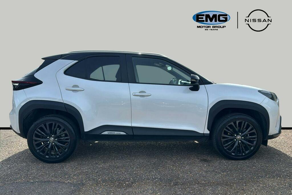 Toyota Yaris Cross 1.5 Vvt H Dynamic Suv Hybrid E Cvt S VK71BVD White #3