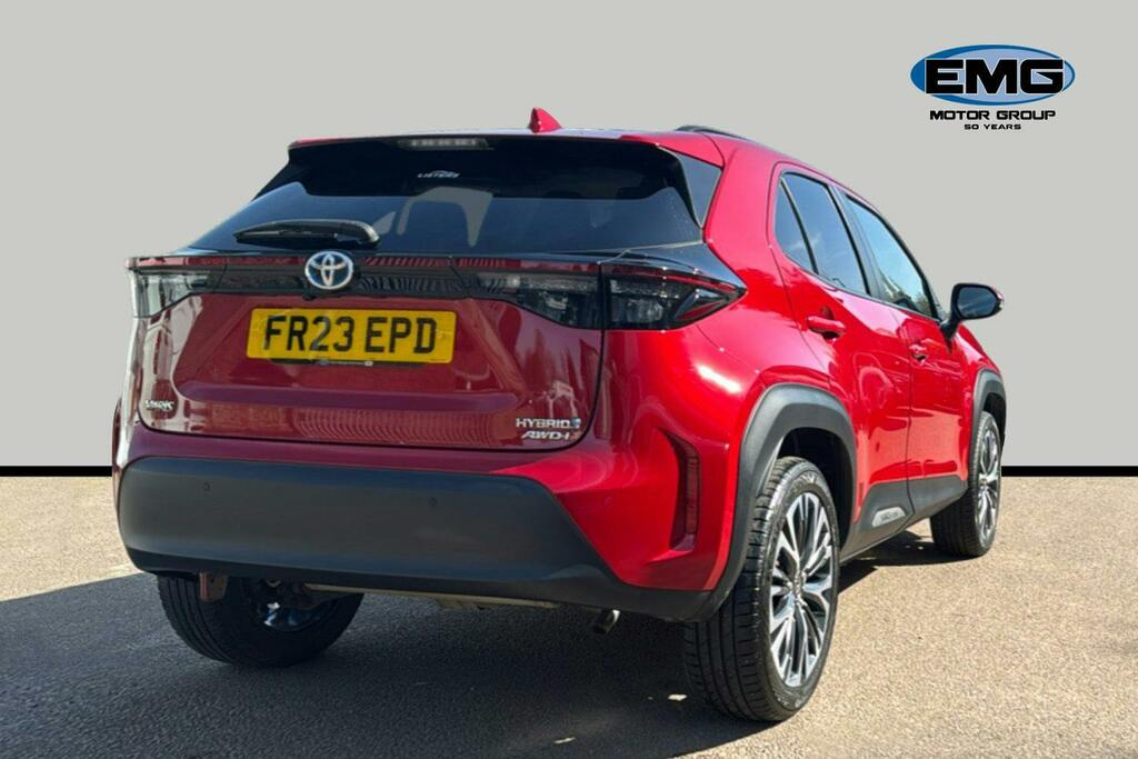 Toyota Yaris Cross 1.5 Vvt H Excel Suv Hybrid E Cvt Awd FR23EPD Red #6