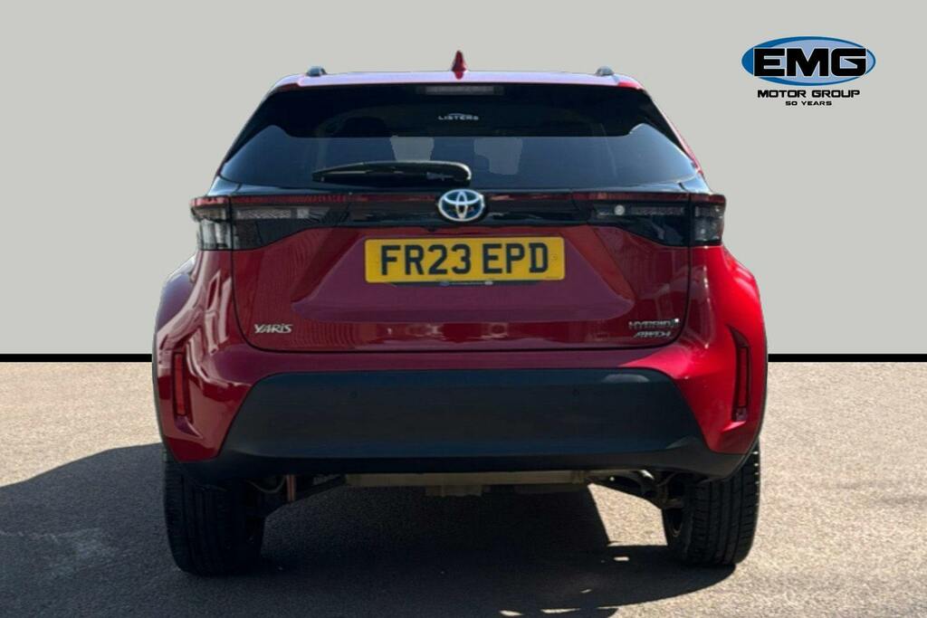 Toyota Yaris Cross 1.5 Vvt H Excel Suv Hybrid E Cvt Awd FR23EPD Red #5